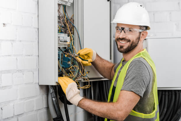 Best Local Electrician Companies  in Breckenridge Hills, MO