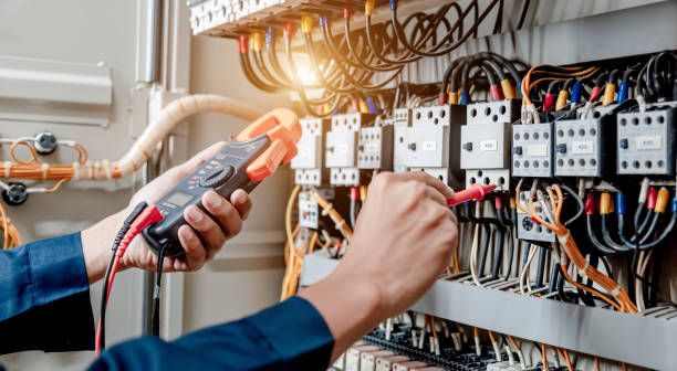 Best Affordable Electrician  in Breckenridge Hills, MO
